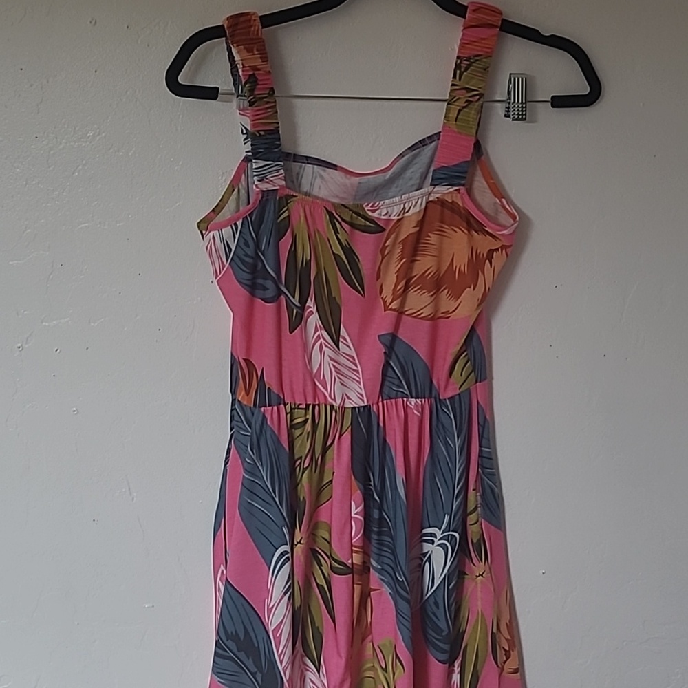 Summer Dress - Picture 7 of 9